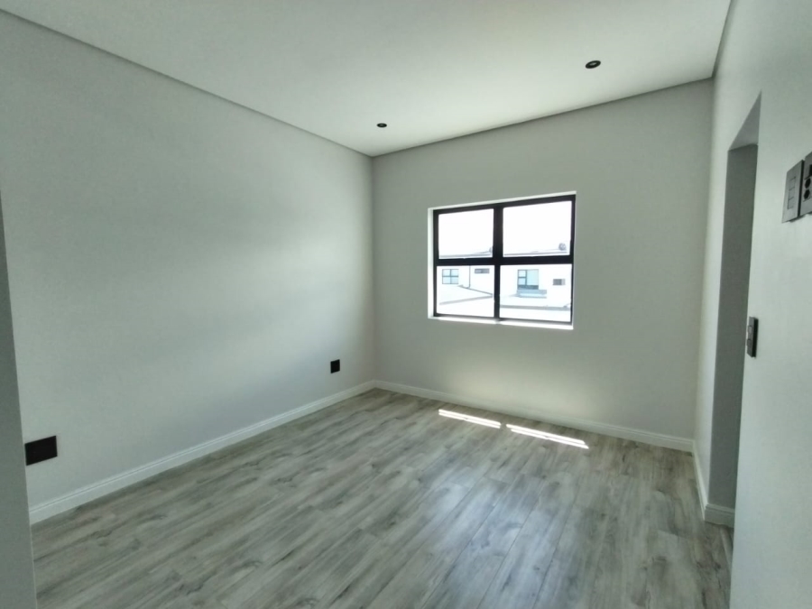 4 Bedroom Property for Sale in Sandown Western Cape